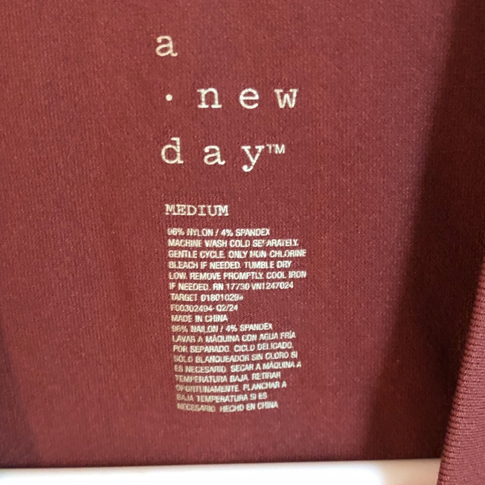 Cropped Rust-Colored Tee - Picture 3 of 3